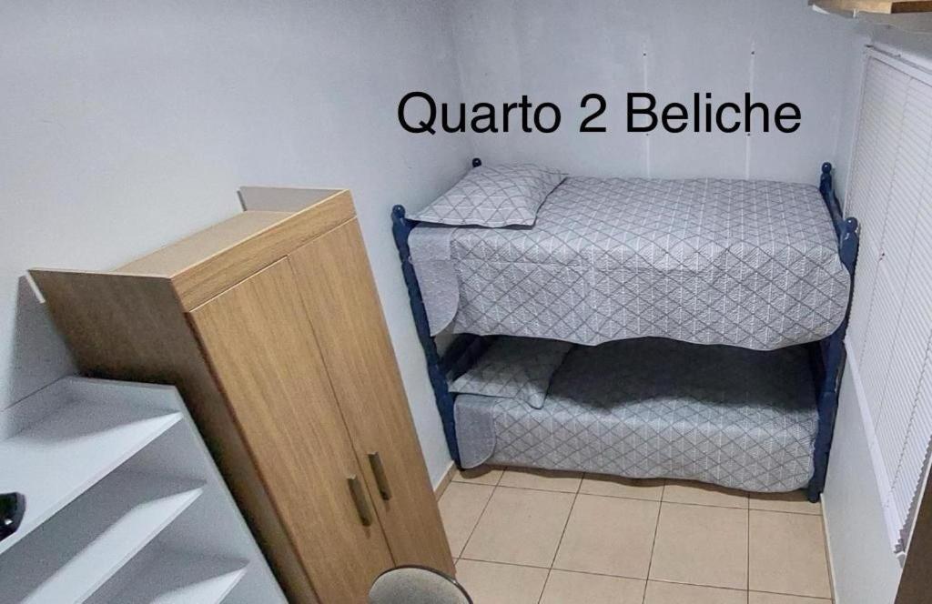 Habitación en casa particular Deluxe Em Foz Piscina Wifi Estacionamento Cozinha E Ar Foz do Iguaçu